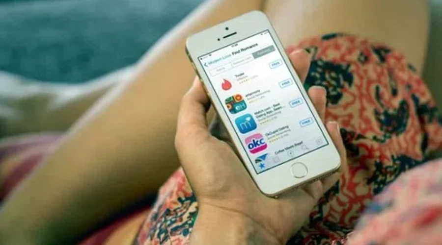 RCMP Warns Canadians Of ‘Romance Scams’