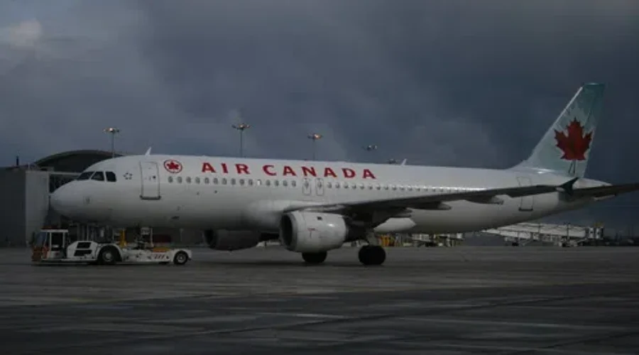 Air Canada To Lay Off Over 5,000 Workers: Reports