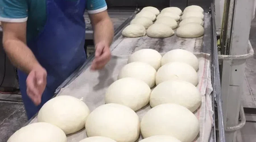 Here’s How Laid Off Food Service Workers Can Find A New Job