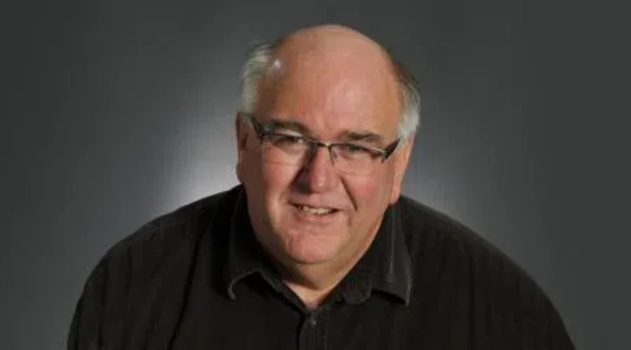 Federation Wants Raise In EI