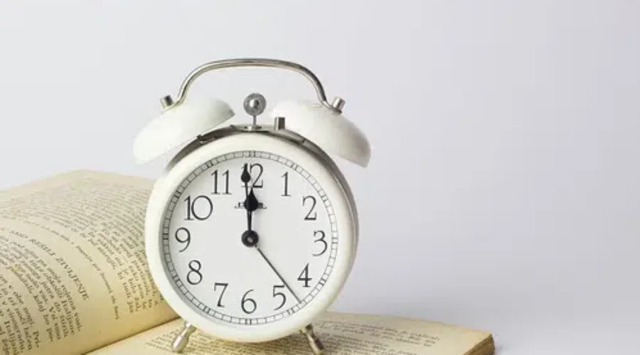 Time Changes Early Sunday Morning
