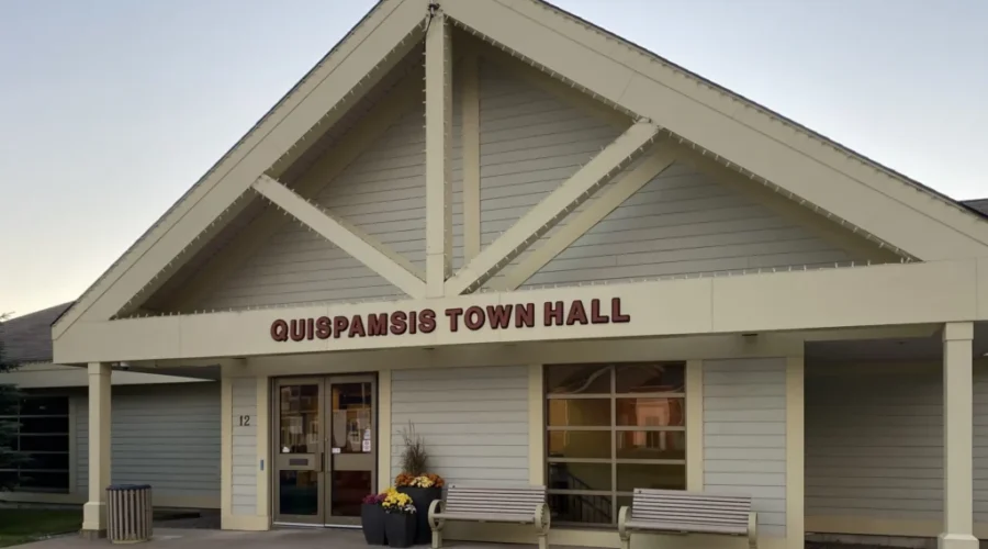 Quispamsis passes flyer delivery bylaw