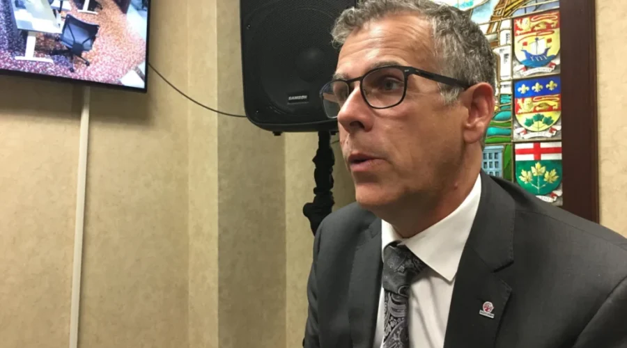 City To Lobby Federal Government For Airline Support