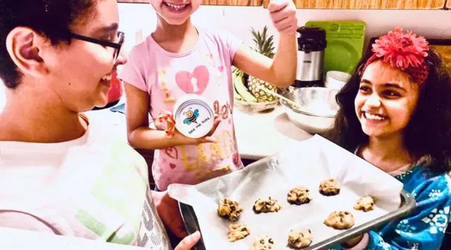 Charity Offers Portable Program To Help Families Conquer Holiday Stress