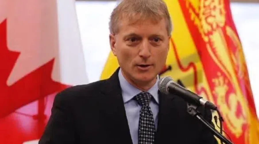 Interim Liberal Leader Wants N.B. To Reconsider Vaccine Priorities