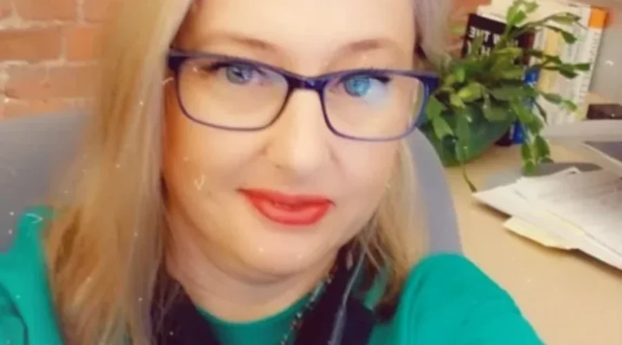 Jenn Martin chats about “Green Shirt Day”