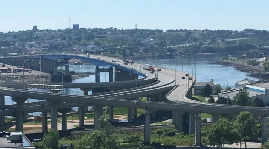 Harbour Bridge construction resumes Sunday