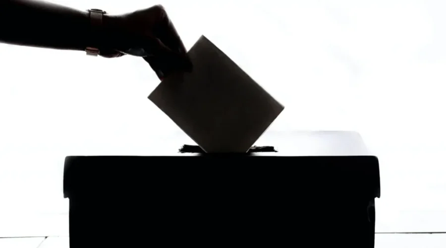 Almost 5.8 Million Cast Advance Ballots For Federal Election