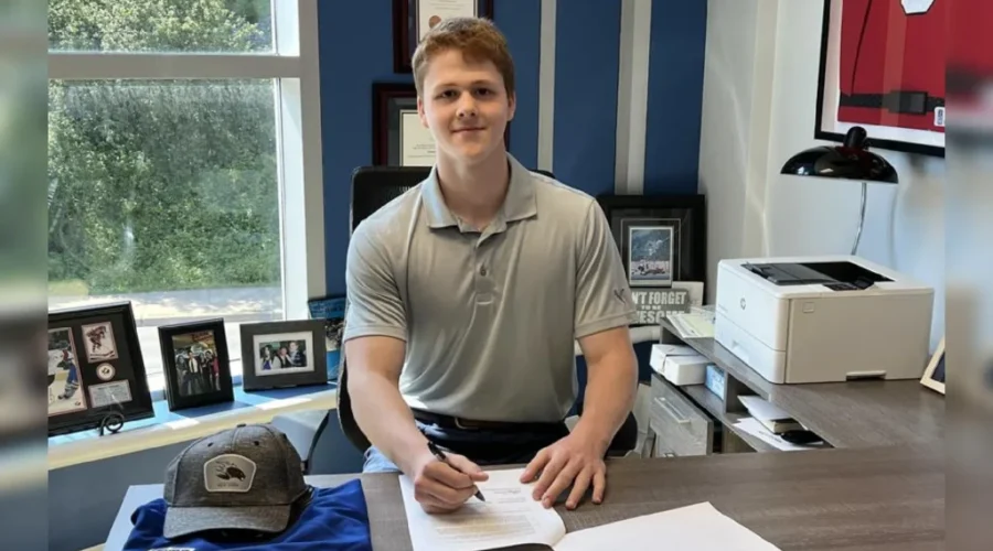 Sea Dogs Sign Jérémie Richard