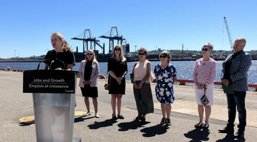 Deputy PM Visits Port Saint John