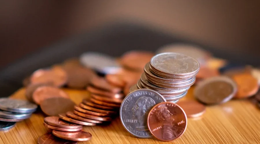 Canadians Using More & More Credit For Purchases