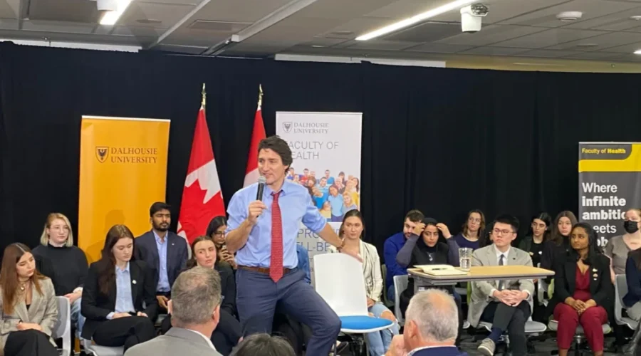 Trudeau Talks Healthcare During Town Hall With Medical Students