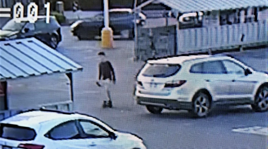 Man with baseball bat demands money from woman in St. Stephen