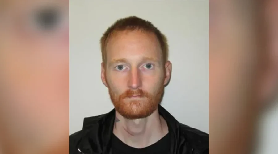 UPDATE: Convicted armed robber back in custody