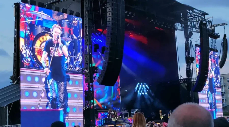 Over 20,000 attend first concert at Croix Bleue Medavie Stadium