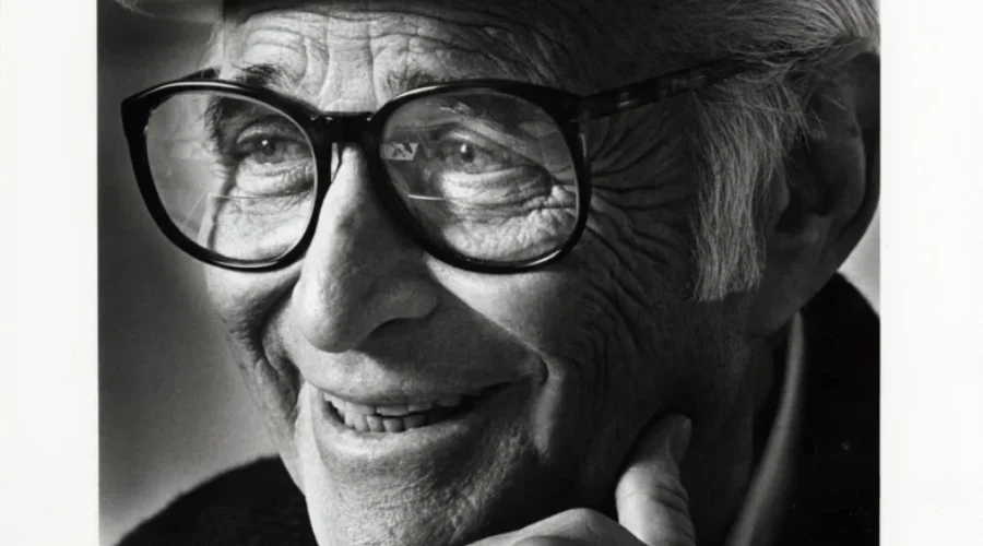 Pioneering screenwriter and producer Norman Lear dies at 101