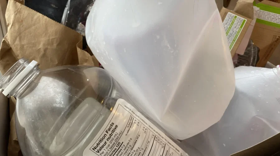 Canada looks to establish plastics registry