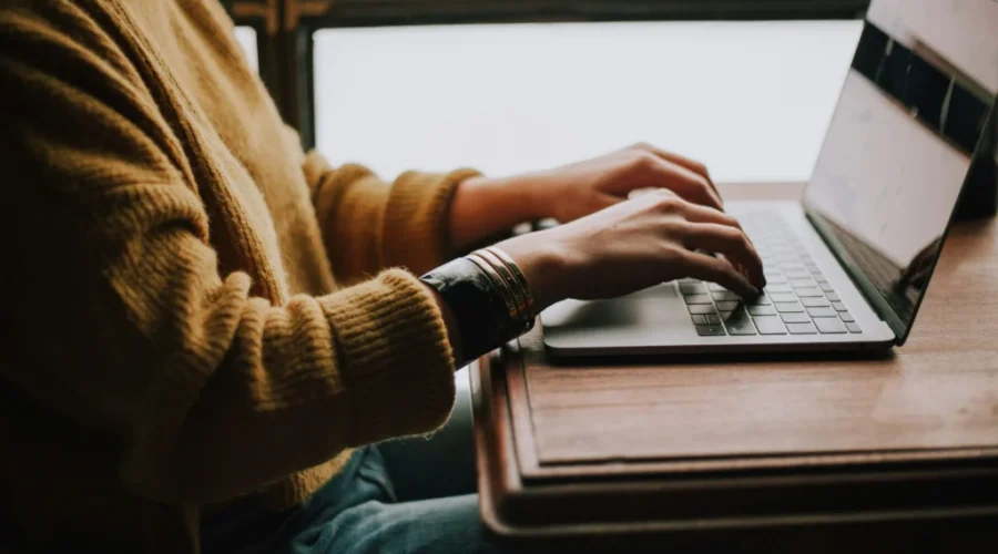 Federal legislation targets harmful online content