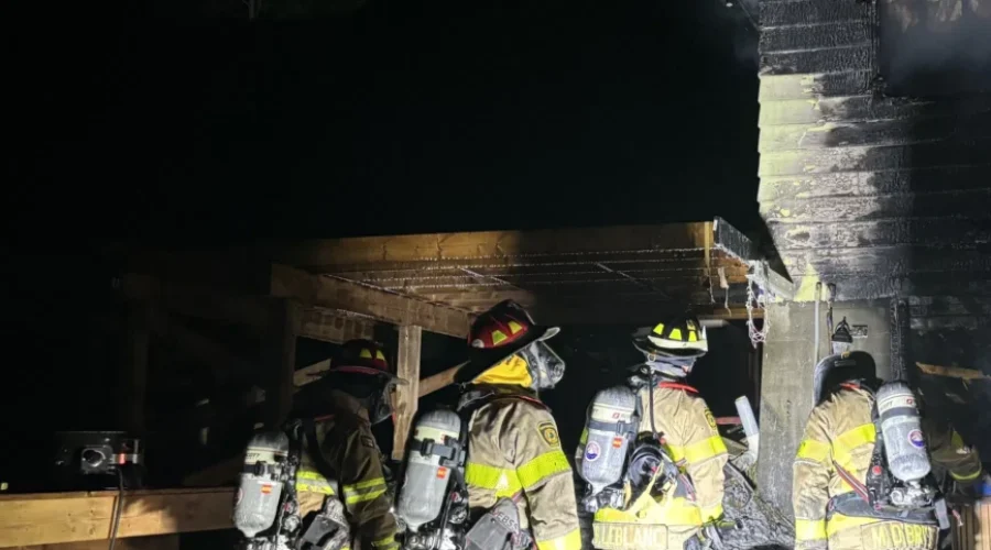 UPDATE: House fire, 2 possible fires keep KV fire crews busy