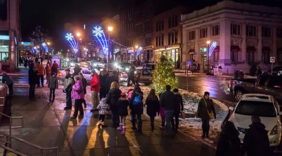 Uptown Sparkles celebrates 15 years of holiday magic