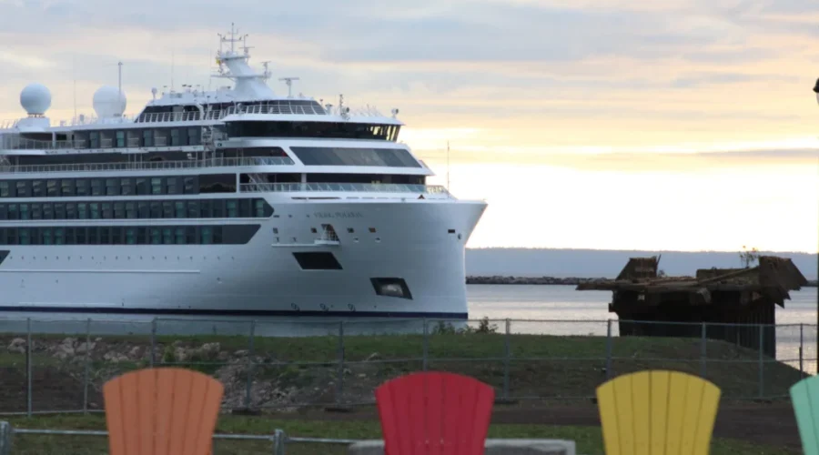 Small businesses fear summer tourism hit from Canada-U.S. trade dispute