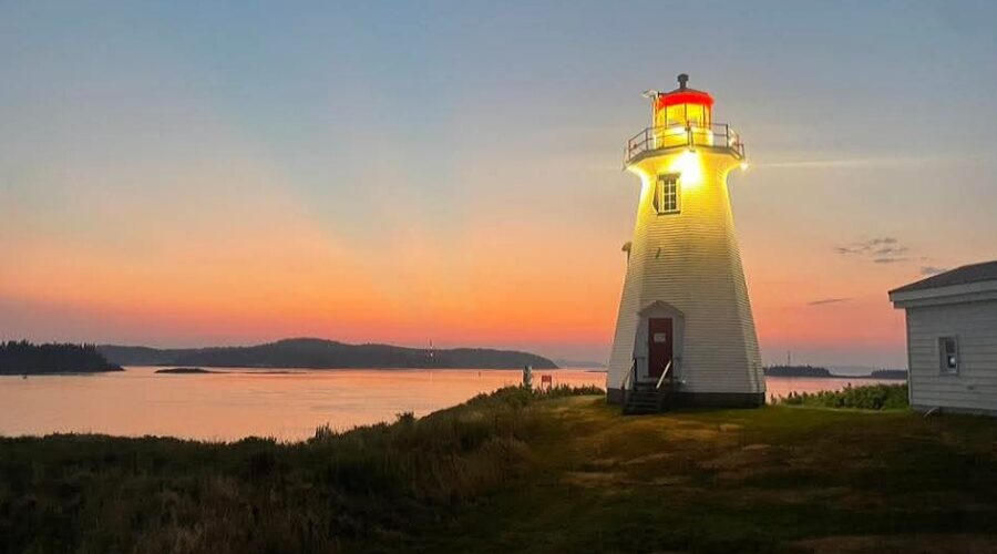 Everything You Didn’t Know About Green’s Point Lighthouse!