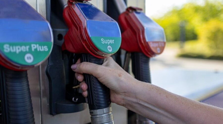 Big drop in fuel prices expected in New Brunswick